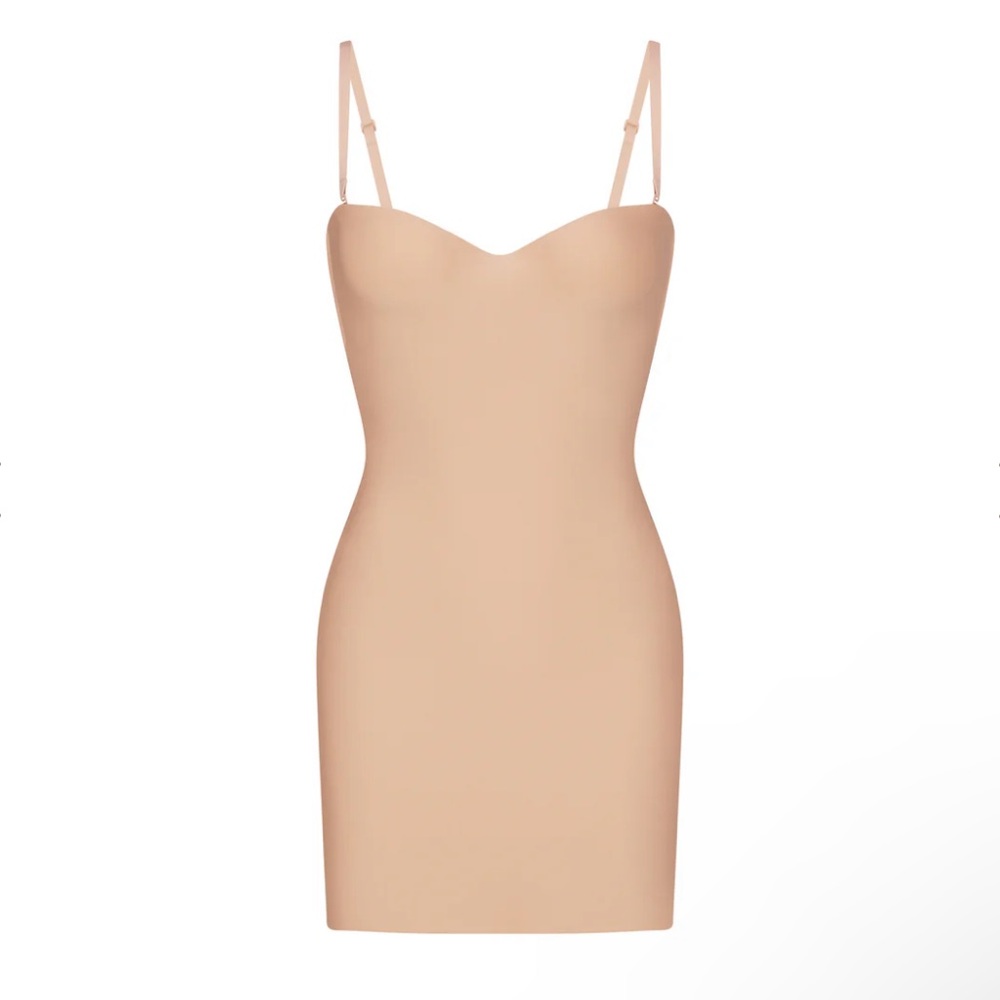 Skims NWT Body Molded Underwire Slip Dress Color Clay SZ Small, XXL